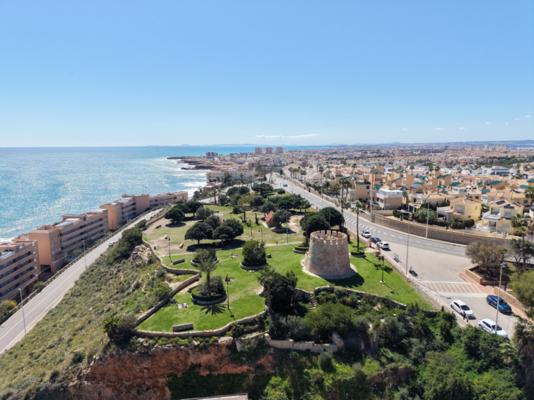 Nace Miss Flamingo, una plataforma digital de experiencias locales en Torrevieja 