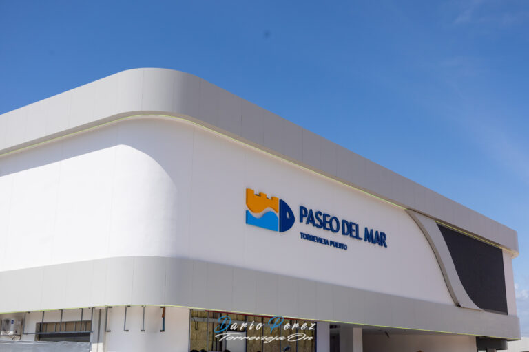 Paseo del Mar abre sus puertas en Torrevieja como nuevo referente de ocio y gastronomía junto al puerto