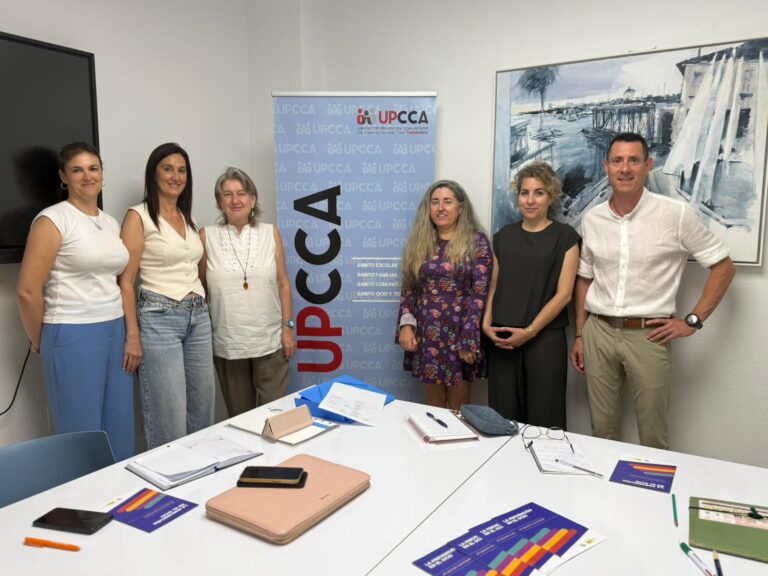 Torrevieja será el primer municipio de la Comunitat Valenciana en aplicar la Guía PAO para prevenir adicciones en el ocio