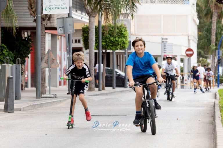 Torrevieja, distinguida por La Vuelta con el sello nacional «Más Bici» 2026 por su compromiso con la movilidad sostenible