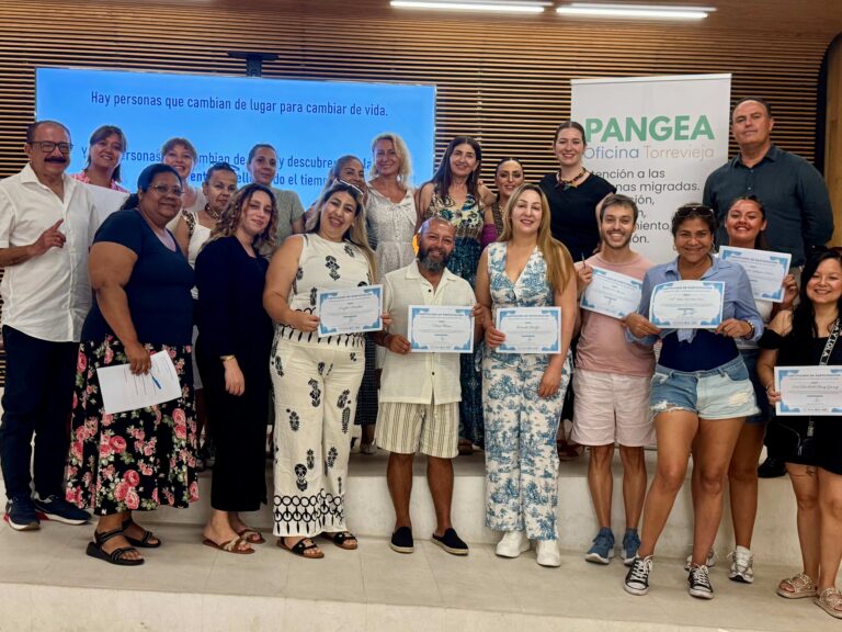 Más de 30 personas migrantes participan en el programa «Miércoles de Bienestar» impulsado por el Ayuntamiento de Torrevieja