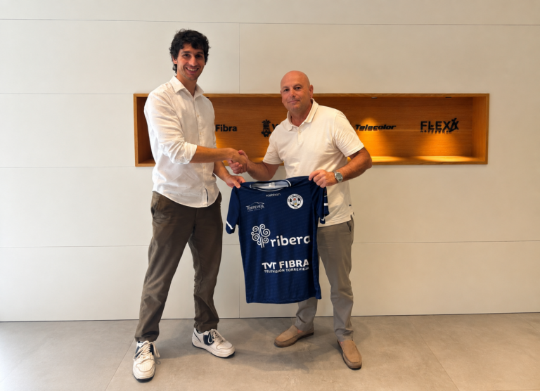 El Club Balonmano Mare Nostrum Torrevieja y TVT renuevan su alianza por quinta temporada