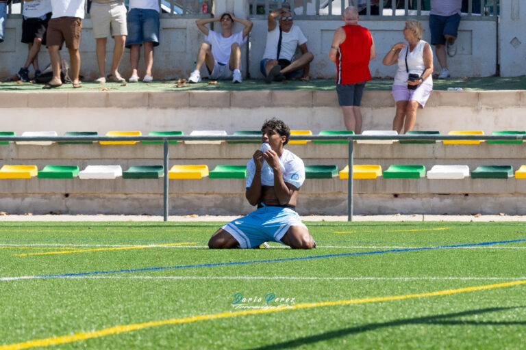 El SC Torrevieja cae por 0-2 ante el Vall de Uxó en su estreno en el Nelson Mandela en Tercera Federación